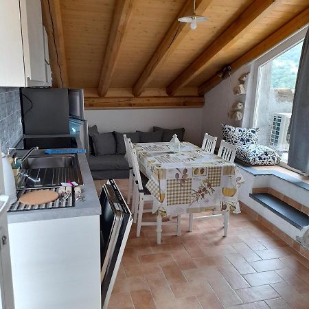 Ca Di Pippo "Tasso" Appartamento Ristrutturato Orco Feglino Exteriör bild