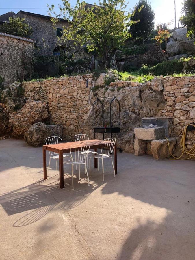 Ca Di Pippo "Tasso" Appartamento Ristrutturato Orco Feglino Exteriör bild