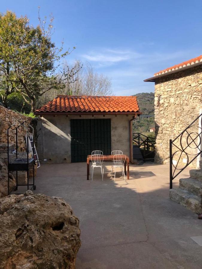 Ca Di Pippo "Tasso" Appartamento Ristrutturato Orco Feglino Exteriör bild