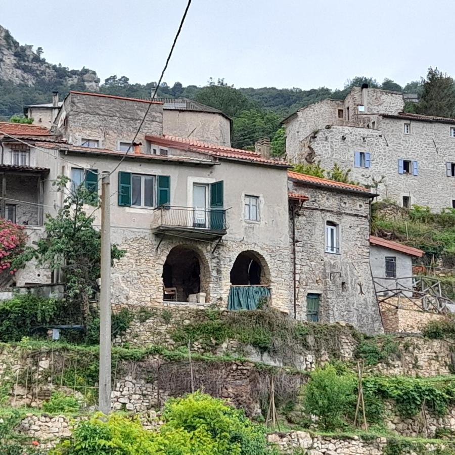 Ca Di Pippo "Tasso" Appartamento Ristrutturato Orco Feglino Exteriör bild